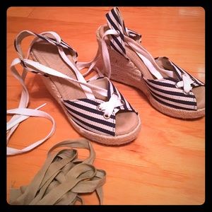 Dr.Scholls SUPER comfy striped wedges