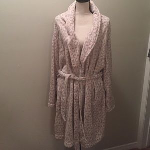 Pink leopard robe