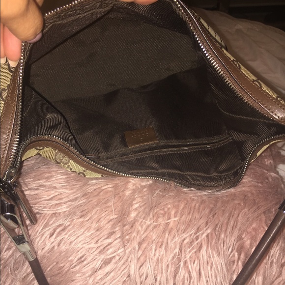 Additional pics of Gucci hobo - Picture 1 of 2