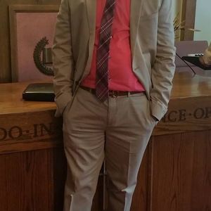 Meet your Posher, Daniel