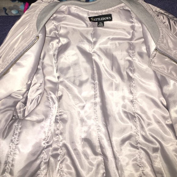 bomber jacket - Picture 3 of 4