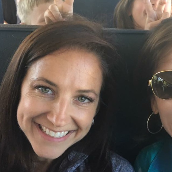 Meet your Posher, Lori