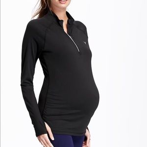 Old Navy Maternity 1/4 zip pullover size  L