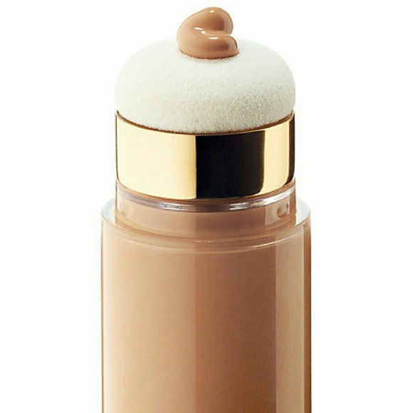 Estee Lauder Double Wear Foundations - Picture 3 of 3