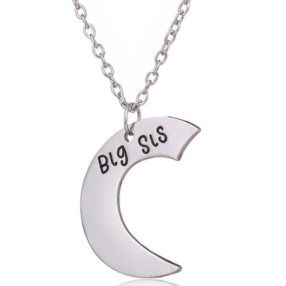 Three Piece Sister Integrated Pendant Necklace - Picture 3 of 4