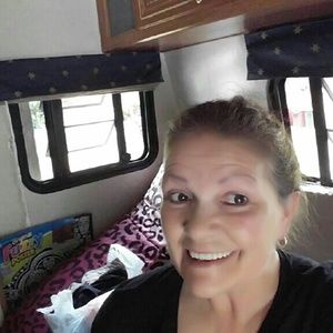 Meet your Posher, Debbie s