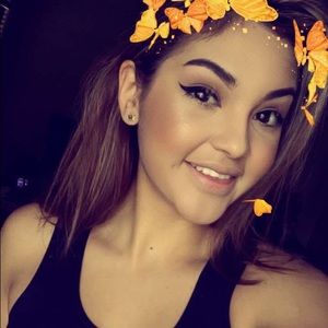 Meet your Posher, Karina