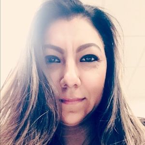 Meet your Posher, Ofelia