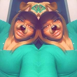 Meet your Posher, Tamela