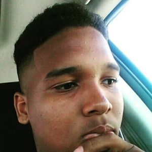 Meet your Posher, Lawrence