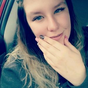 Meet your Posher, Kendra