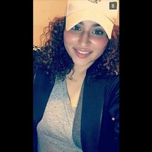 Meet your Posher, Bernice