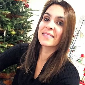 Meet your Posher, Lucy