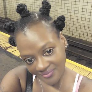 Meet your Posher, Alicia