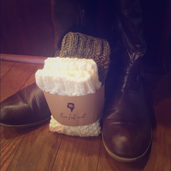Reversible boot cuffs