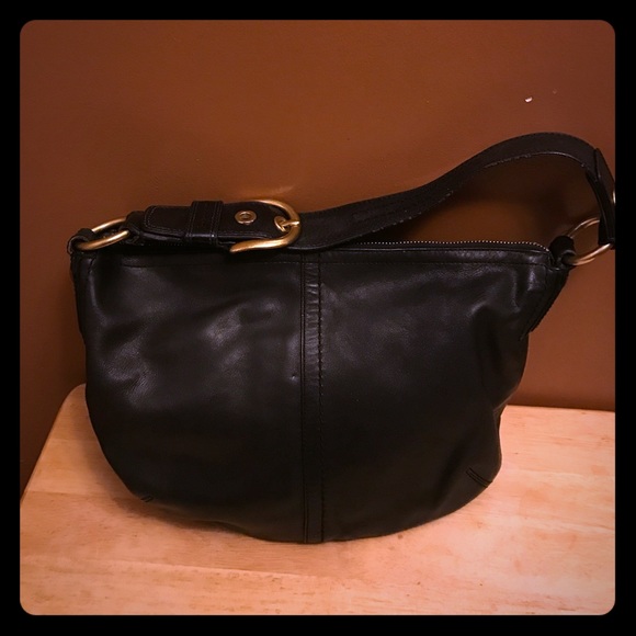Coach black leather signature shoulder bag