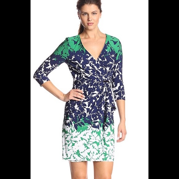 3/4 sleeve Printed Wrap Dress navy/white/green