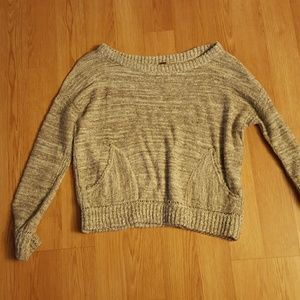 Free People oversized sweater. WORN 2 TIMES! Gray