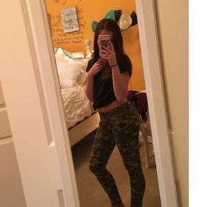 Camo skinny jeans