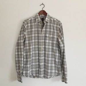 Men's GAP casual button down shirt