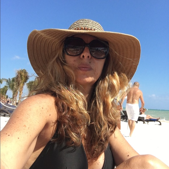 Meet your Posher, Niovel