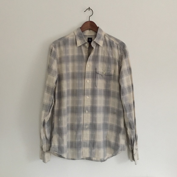 Men's GAP casual button down shirt