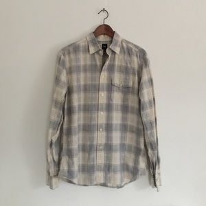 Men's GAP casual button down shirt
