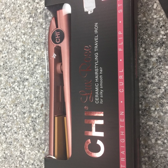 Chi travel size ceramic flat iron