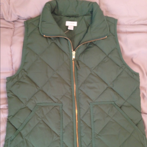 J Crew Factory Quilted Puffer Vest Green NWT sizeS