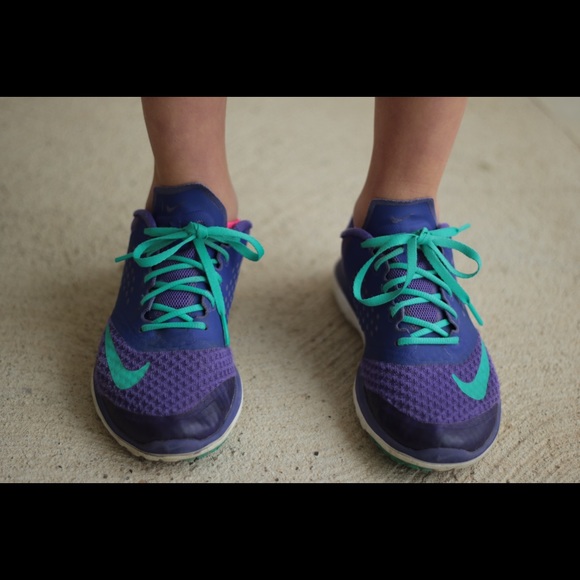 Nike Women's FS Lite Run 2