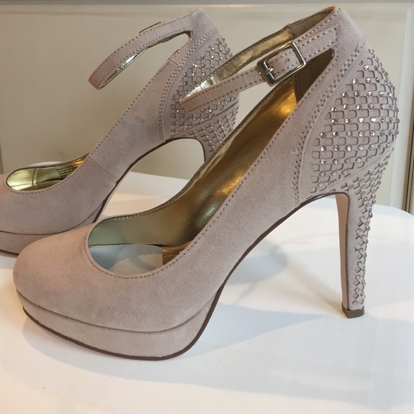 Nude platform suede heels dressy - Picture 2 of 5