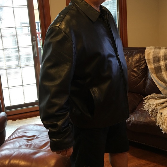 ANDREW MARC NEW YORK Leather Coat - Picture 2 of 4