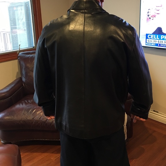 ANDREW MARC NEW YORK Leather Coat - Picture 3 of 4