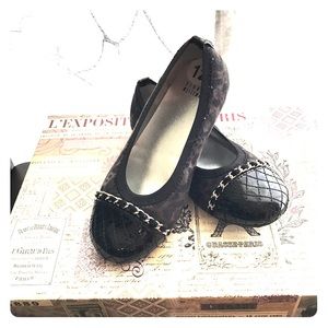 Leopard print dress flats