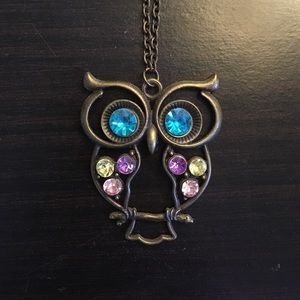 Owl pendant necklace
