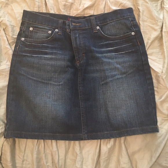 Dresses & Skirts - Cute denim mini skirt.   Size 30