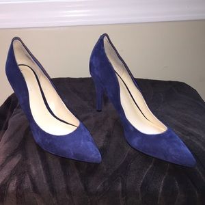 Nine West Blue suede pumps