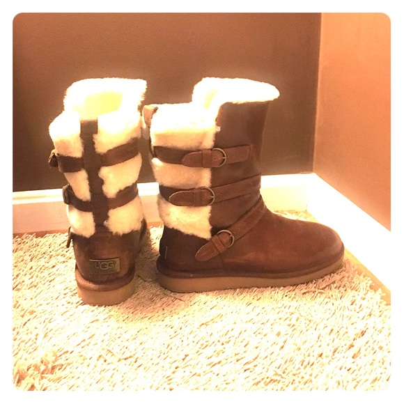UGG Becket Boot Chestnut NWOT -cant find anywhere!