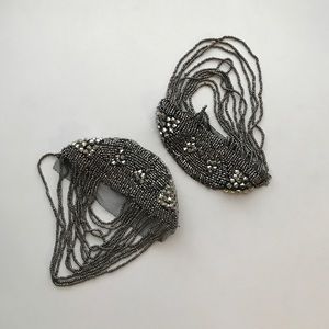 Silver Embellished Chains Shoulder Pads