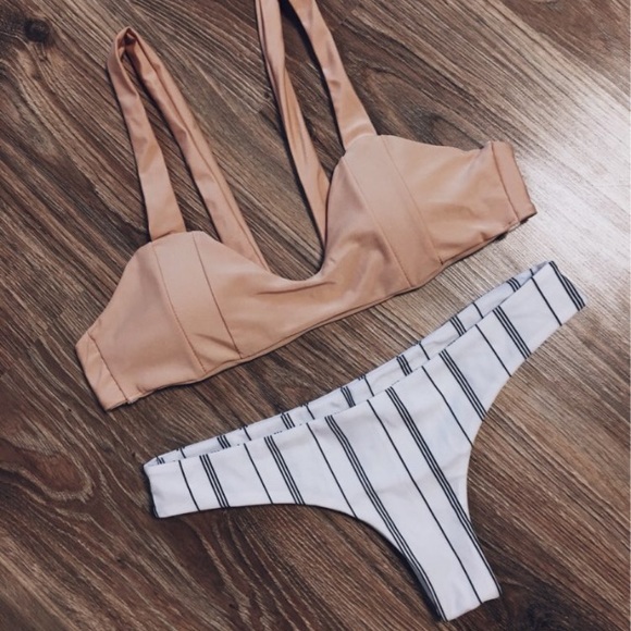 sexy brazilian thong striped bikini chic - Picture 3 of 7