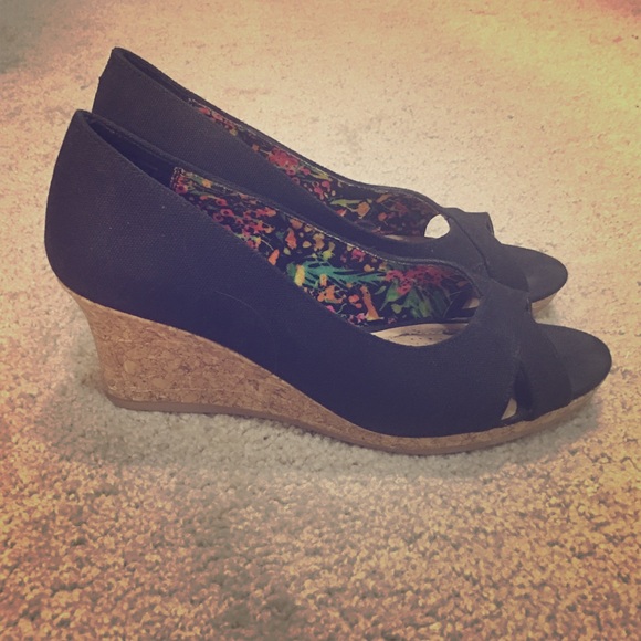 Cork wedges black size 9 wide