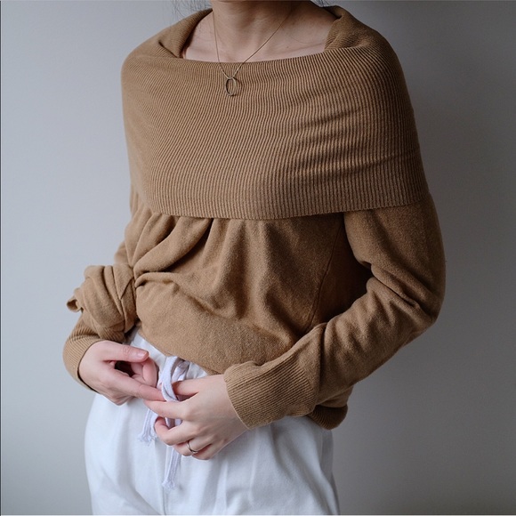 Camel boat neck cashmere sweater dress - Picture 2 of 7