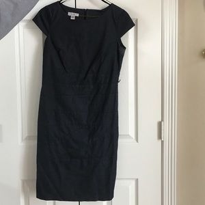 Demin print work dress form fitting very slimming