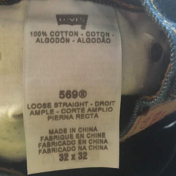 Men's Levi's - Picture 2 of 3