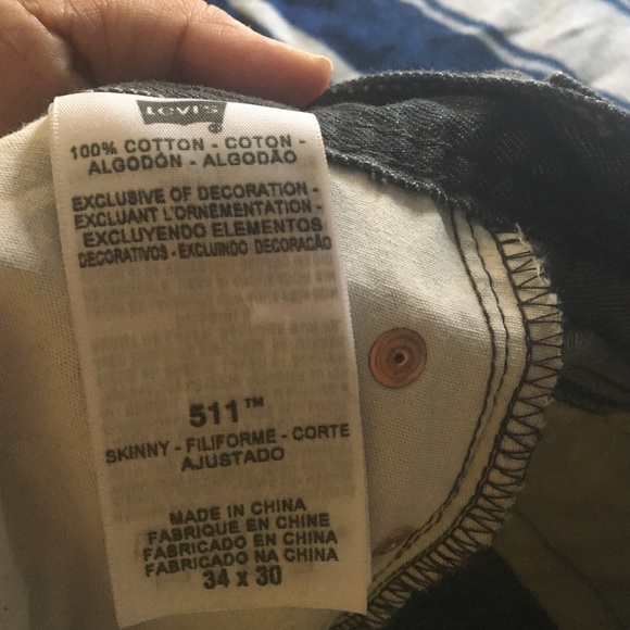 Men's Levi's - Picture 2 of 3