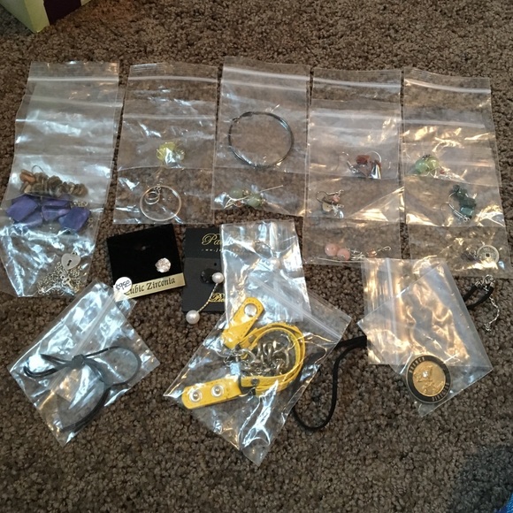 DONATED Everything must go - Picture 1 of 1