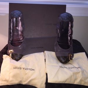 Authentic Louis Vuitton flats