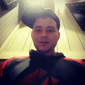 Meet your Posher, Luis