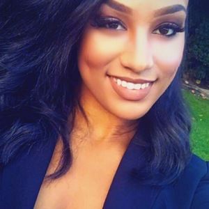 Meet your Posher, Angela