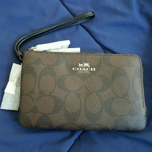 **Sold** Authentic Coach Wristlet